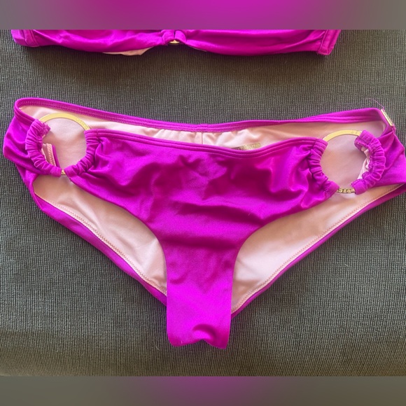 Victoria Secret Magenta bikini bottom Size M - Picture 2 of 4